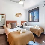 بيت للعطل Vb Moraleda 4br Sea Views بينالماذينا