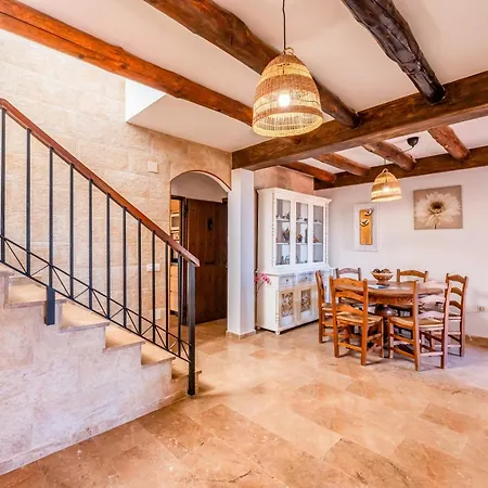 Vb Moraleda 4br Sea Views