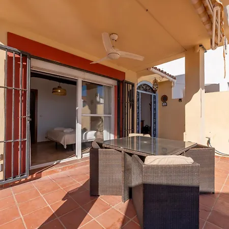 Vb Moraleda 4br Sea Views